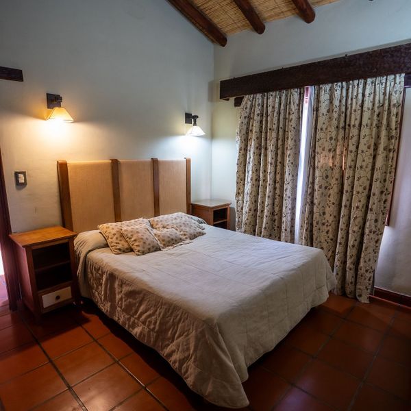 La Casa De La Bodega - Wine Boutique Hotel