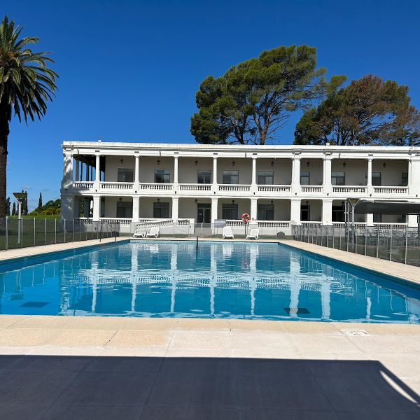 Howard Johnson Sierras Hotel and Casino