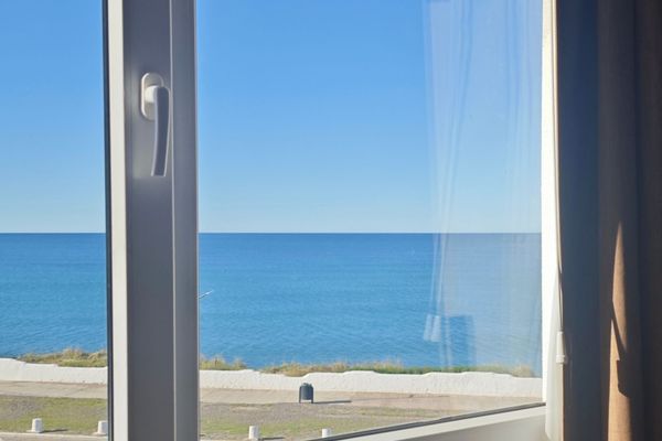 EJECUTIVA | LATERAL AL MAR 