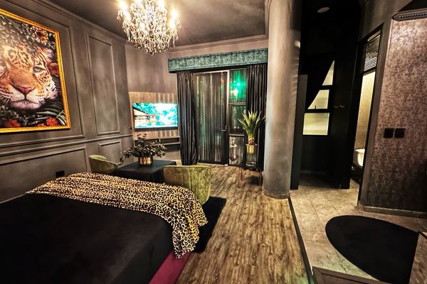 Suite Gótica Animal Jacuzzi 