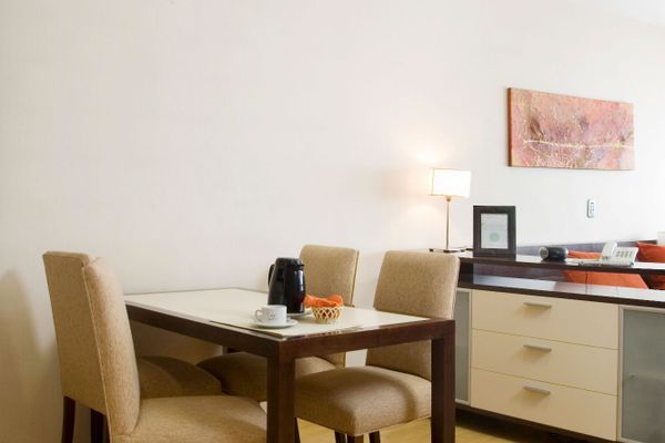 Ayres Recoleta Uriburu