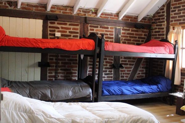 Cama en Habitación Séptuple mixta con baño compartido