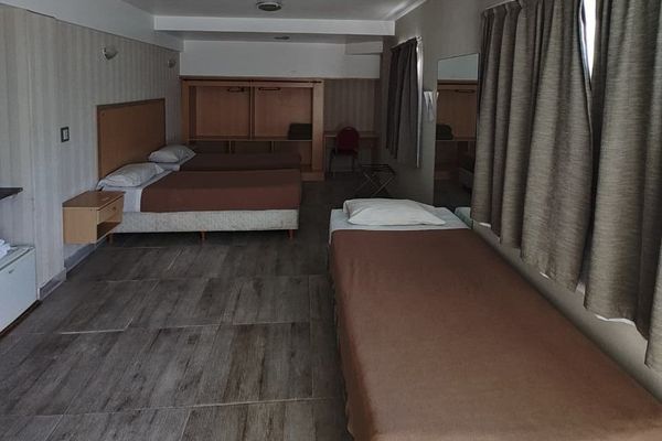 ESTÁNDAR TRIPLE TWIN