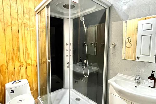 Habitación triple en baño privado