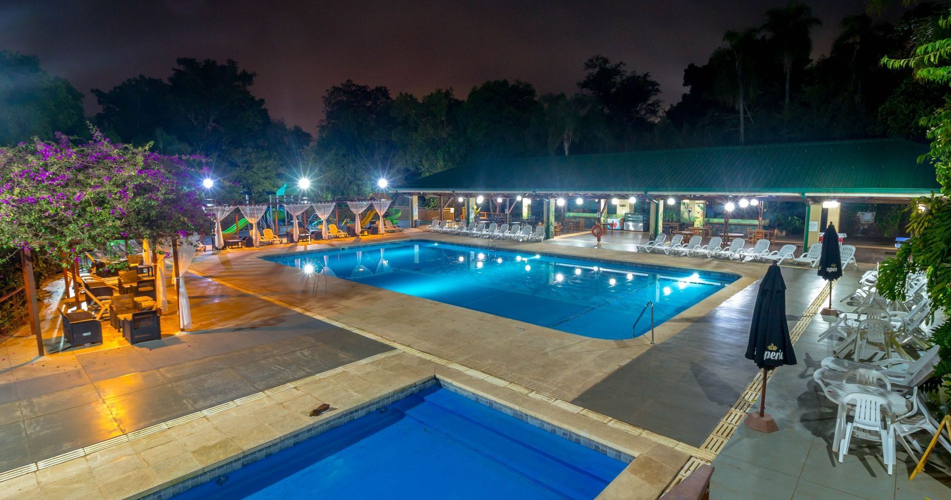 Raíces Esturión Hotel