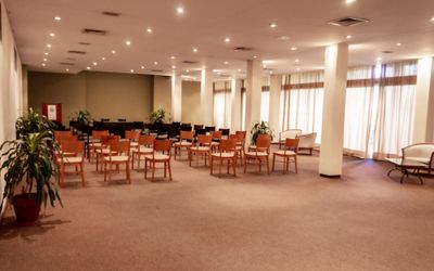 RaicesEsturionLodge - Salon de Eventos