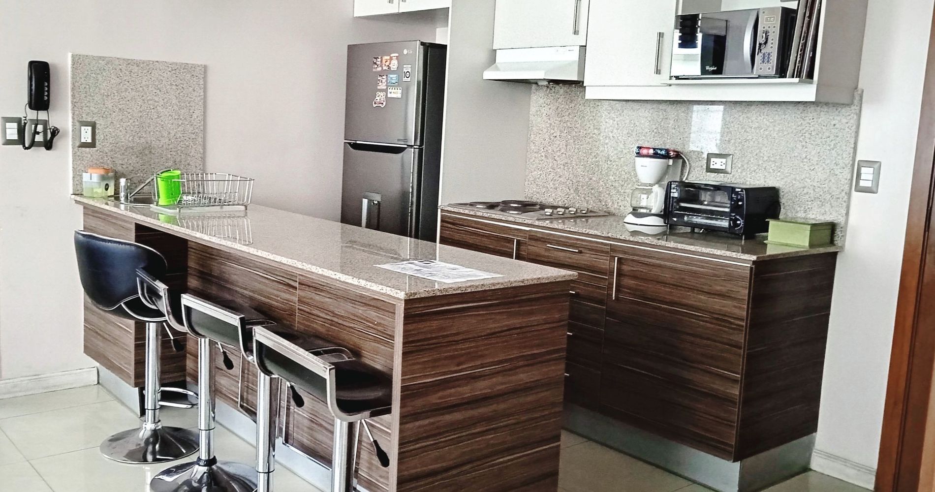 Luxury Suites River Front