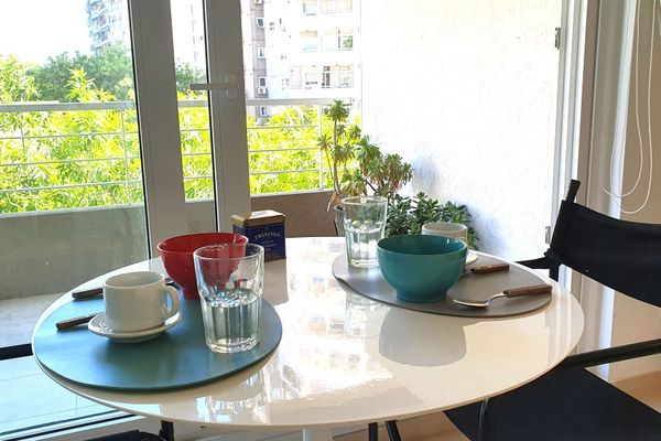 Depto monoambiente sobre Av. Comodoro Rivadavia, Núñez