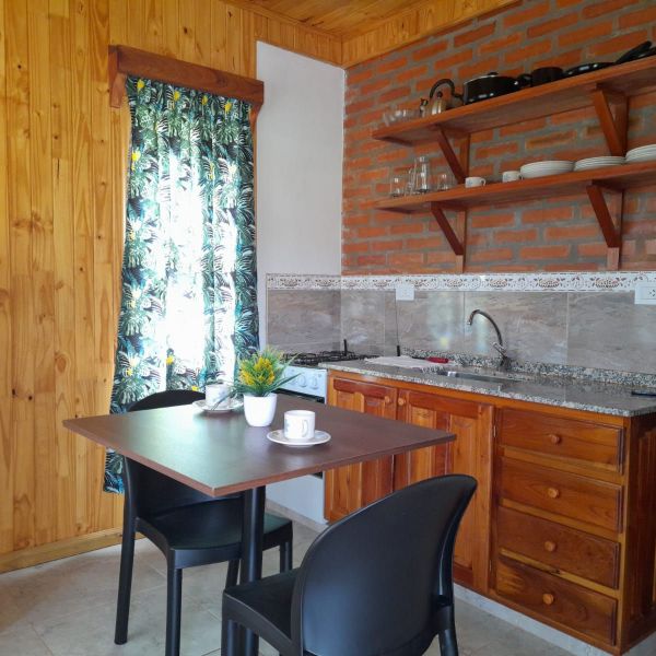 Sala de estar y cocina integrada