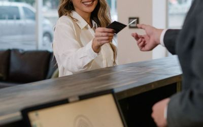 HotelZielo - 
                                    Recepción las 24 horas                                