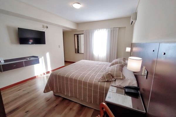Suite  Del Plata Dbl