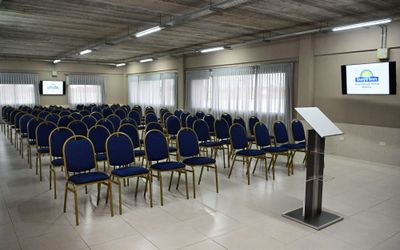 DaysInnDolores - Salón de Convenciones