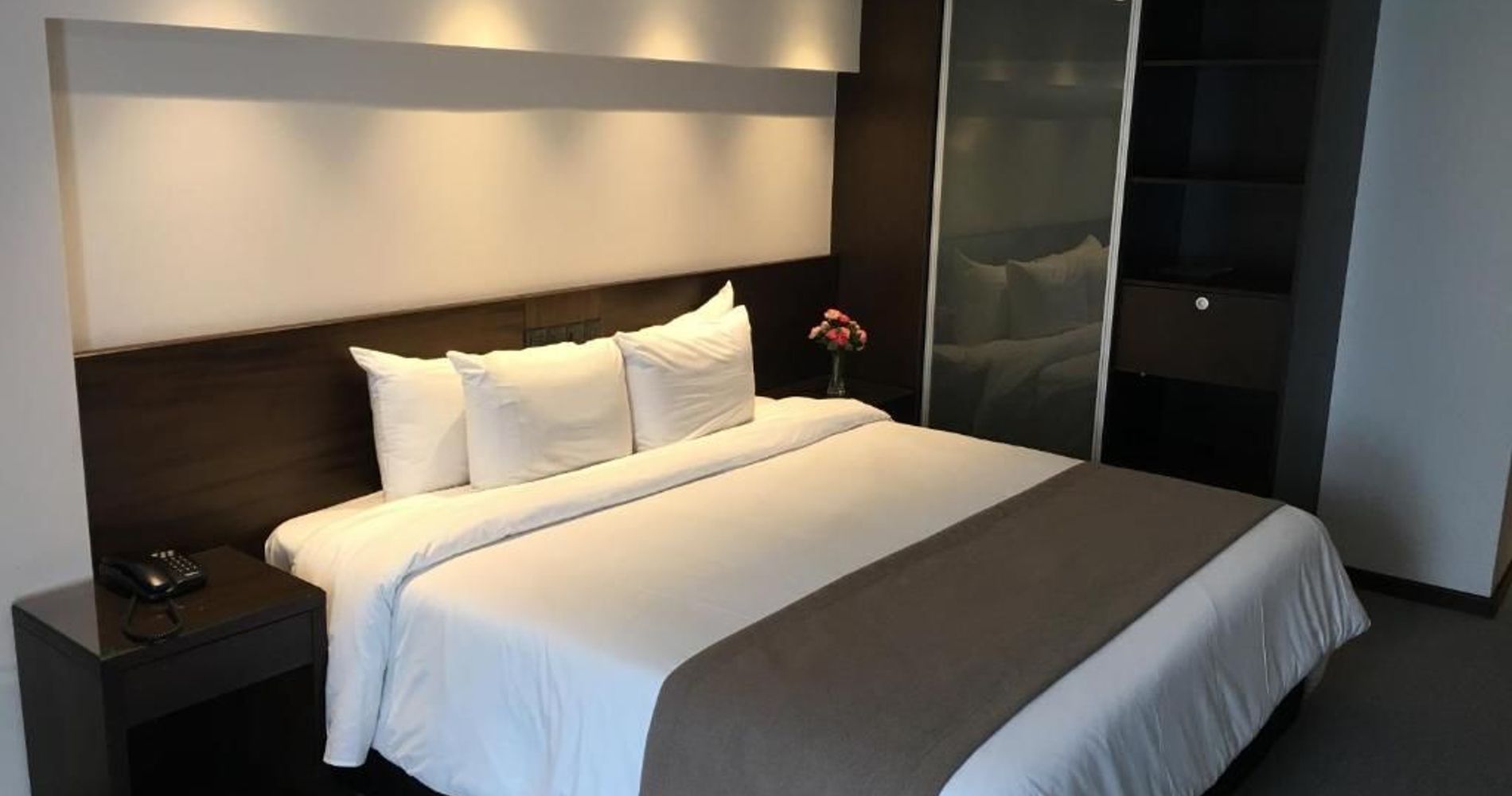 Crystal Tower Hotel