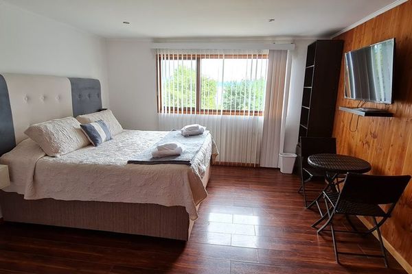 Habitación Triple Vista Parcial Lago