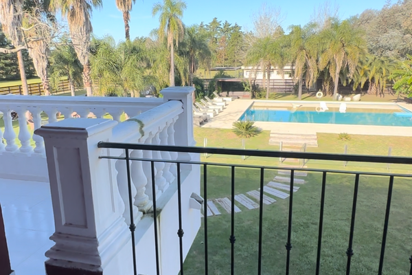 Habitación Carmín