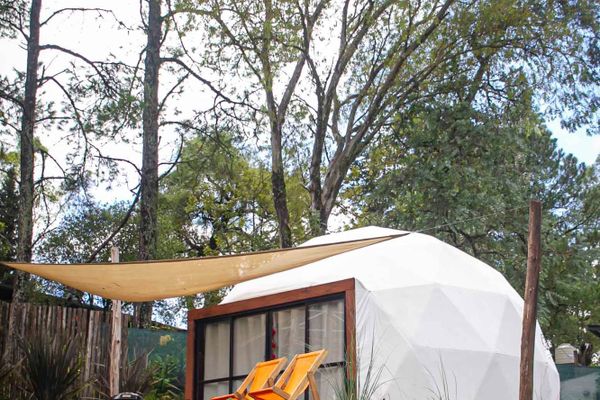 DOMO ALLPA CON PROYECTOR Y PANTALLA