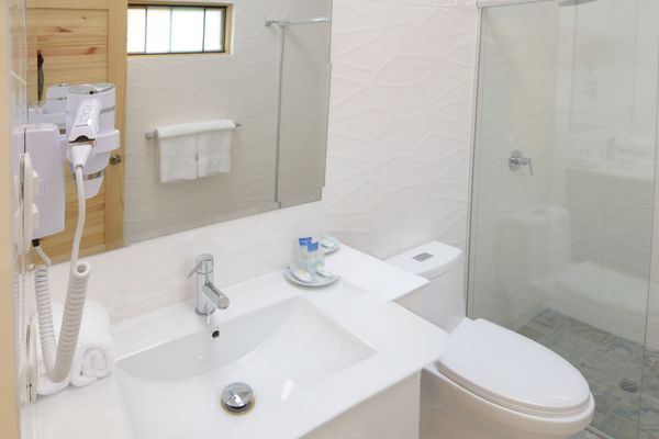 HABITACIÓN DELUXE CUADRÚPLE CON VISTA A LA MONTAÑA