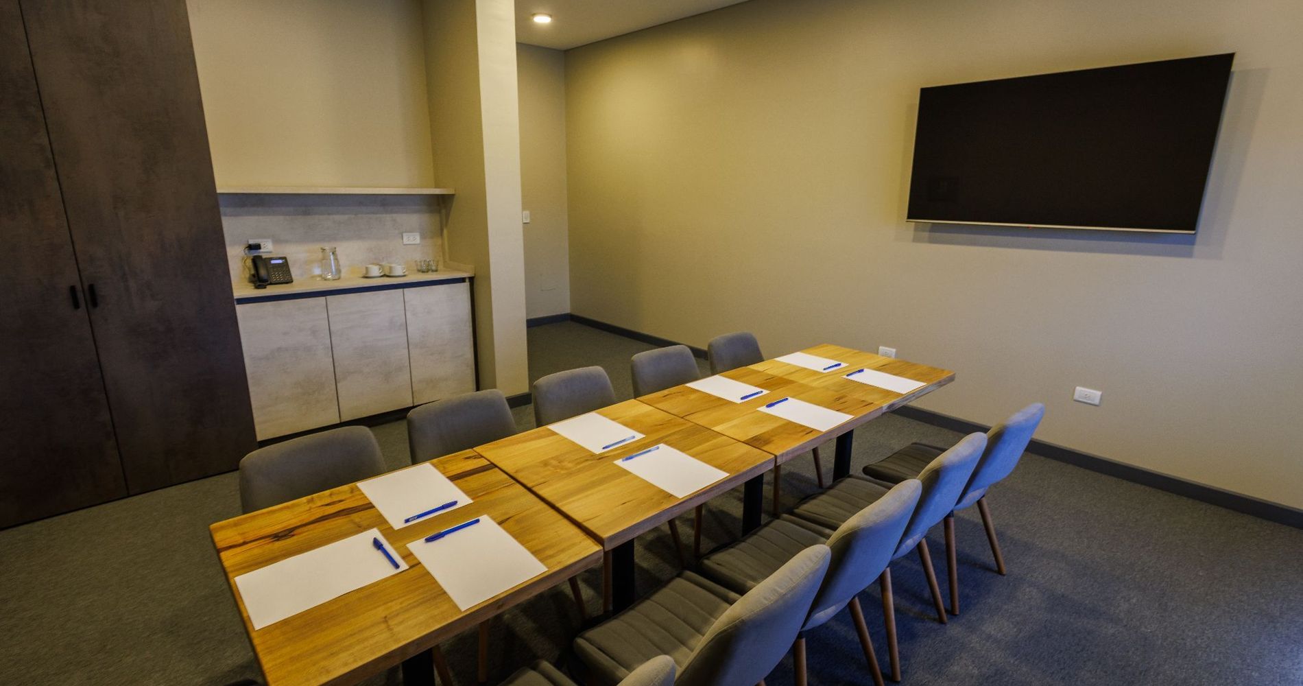 Fuente Mayor Hotel Terminal Mendoza