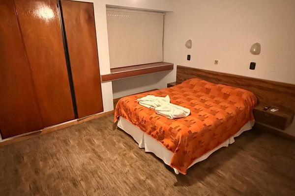 DEPARTAMENTO PARA 6 PERSONAS