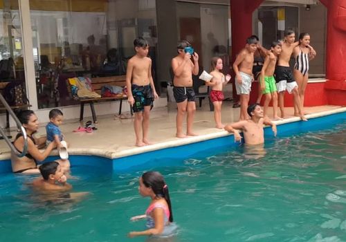 LA COSTA INVITA VERANO