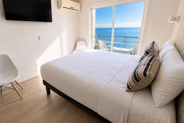Departamento Triple, Balcón Vista al mar, Kitchenette, dos Ambientes 