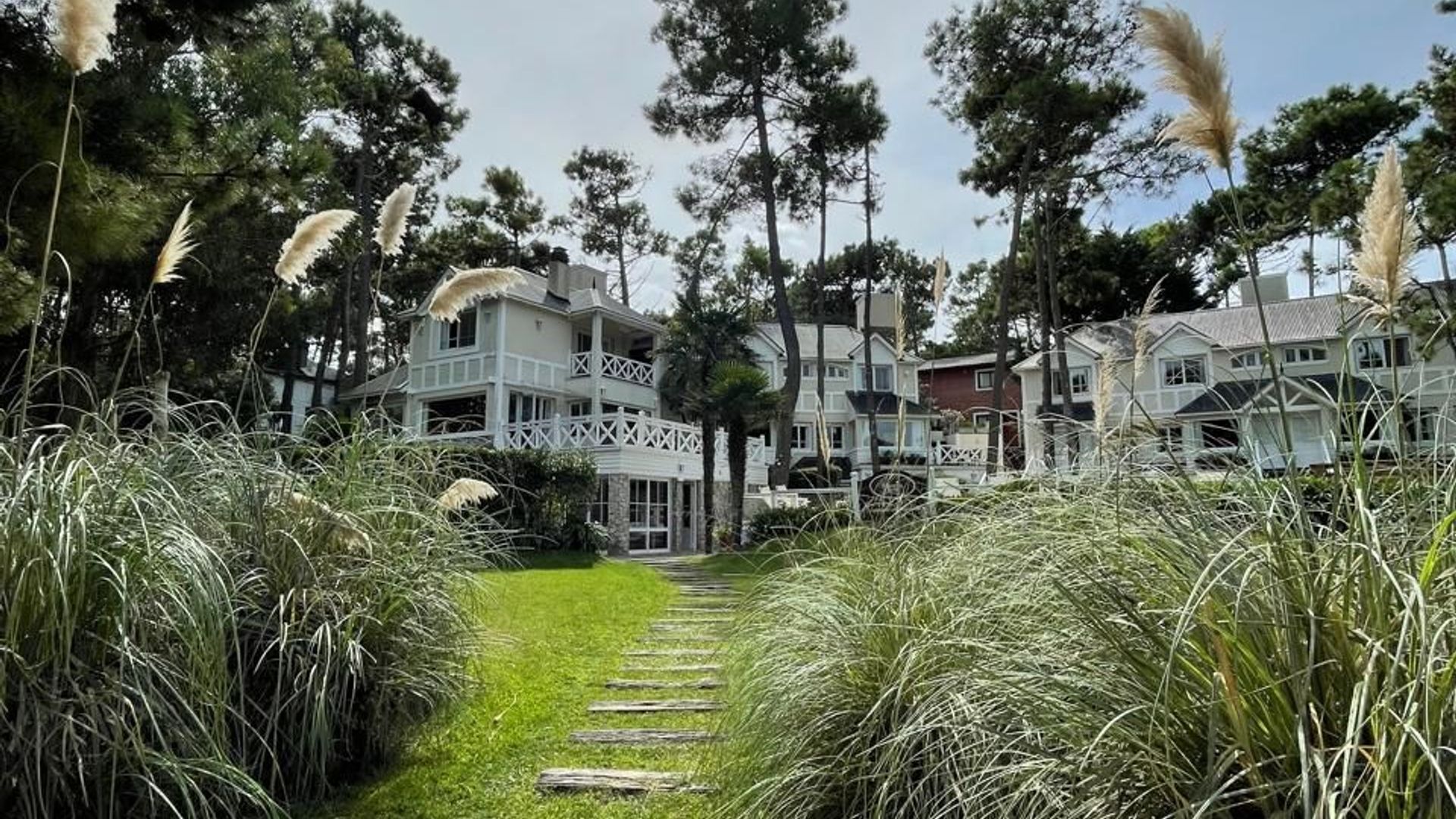 Miradores del Bosque Apart Spa