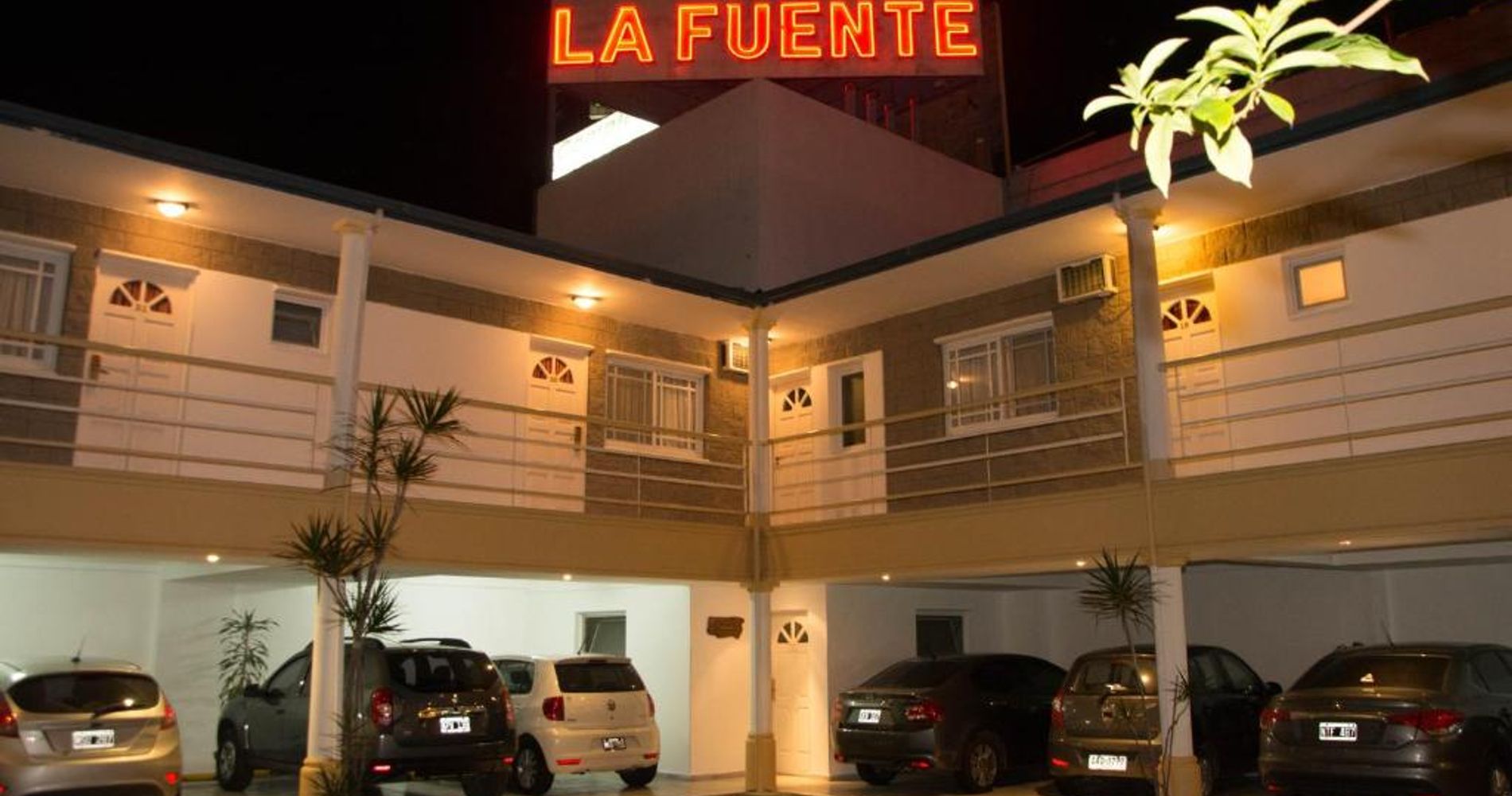 La Fuente Apart Hotel