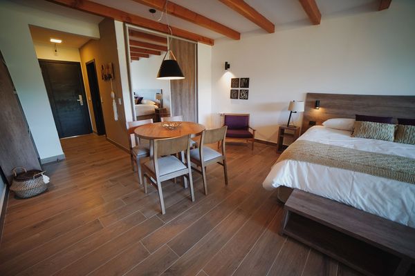 Monoambiente con vistas al Río y Cerro