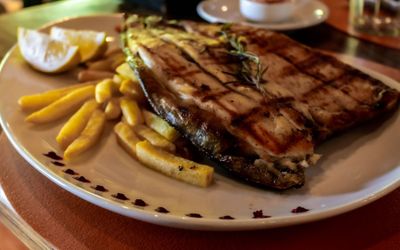 RaicesEsturionLodge - Restaurant Caviar