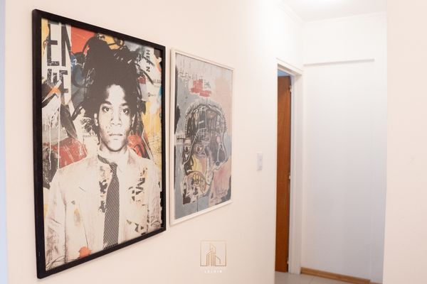 Leloir Gallery