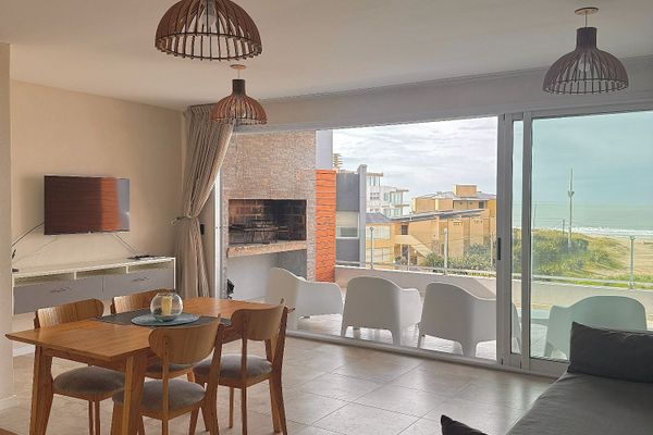 Apart 2 ambientes Comfort con vista al mar