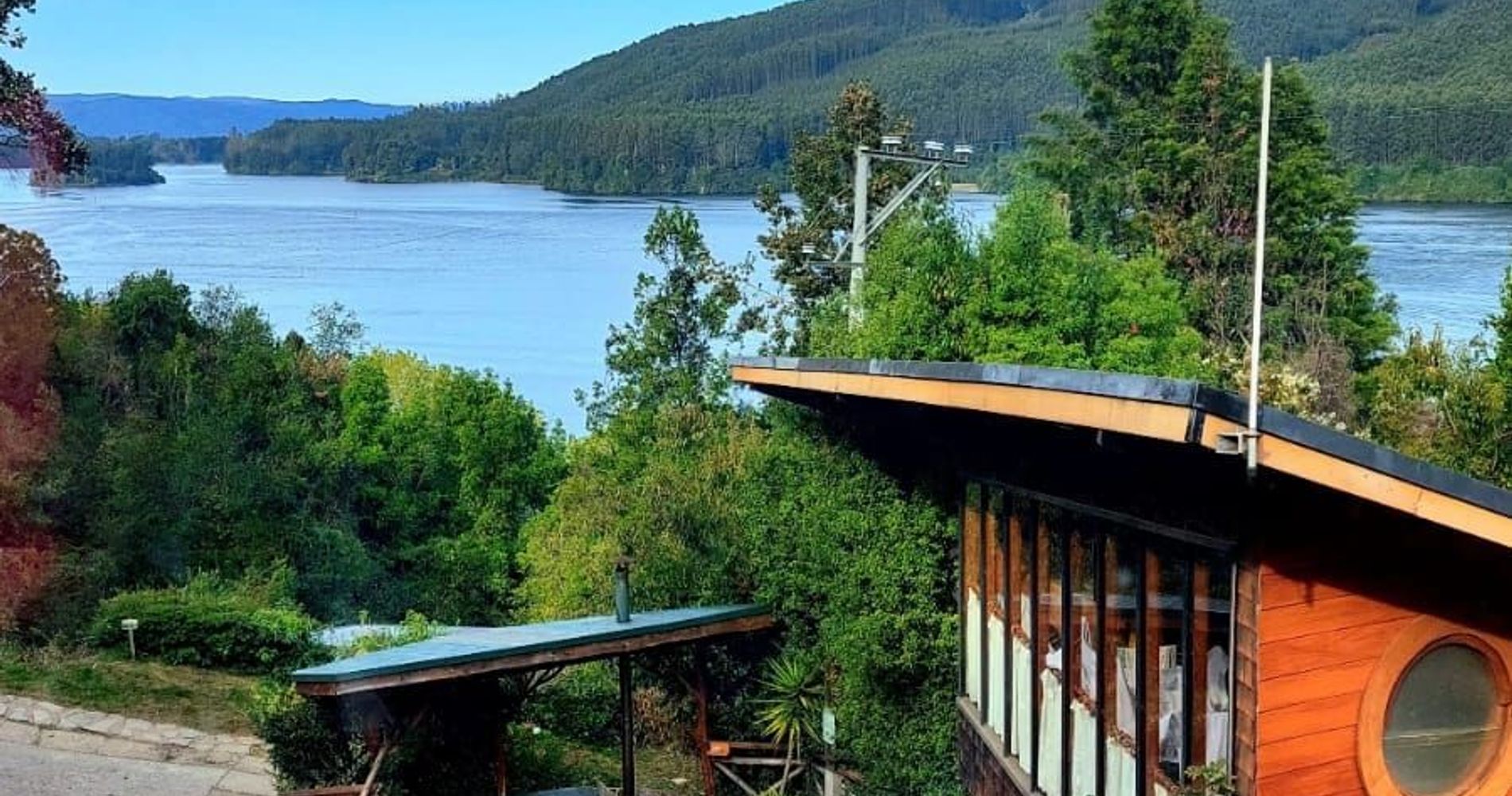 Complejo Turístico La Rueda del Chucao