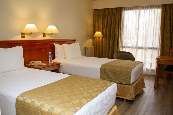 Ejecutiva Twin Austral Plaza