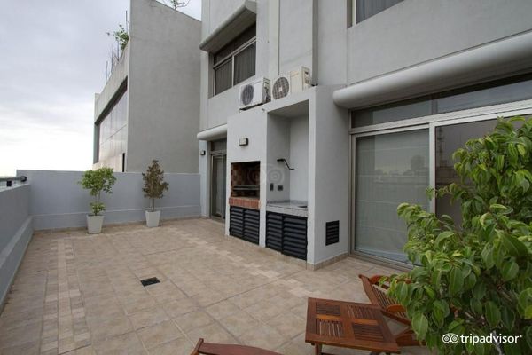 Ayres Recoleta Uriburu Superior con Terraza