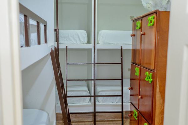 DORMITORIO COMPARTIDO  (17)