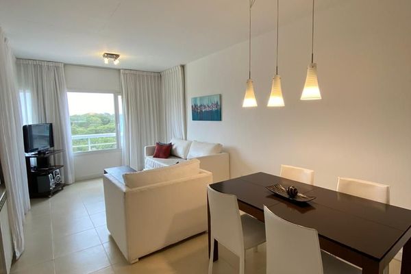 Apartamento 2 ambientes 3er Piso con AA