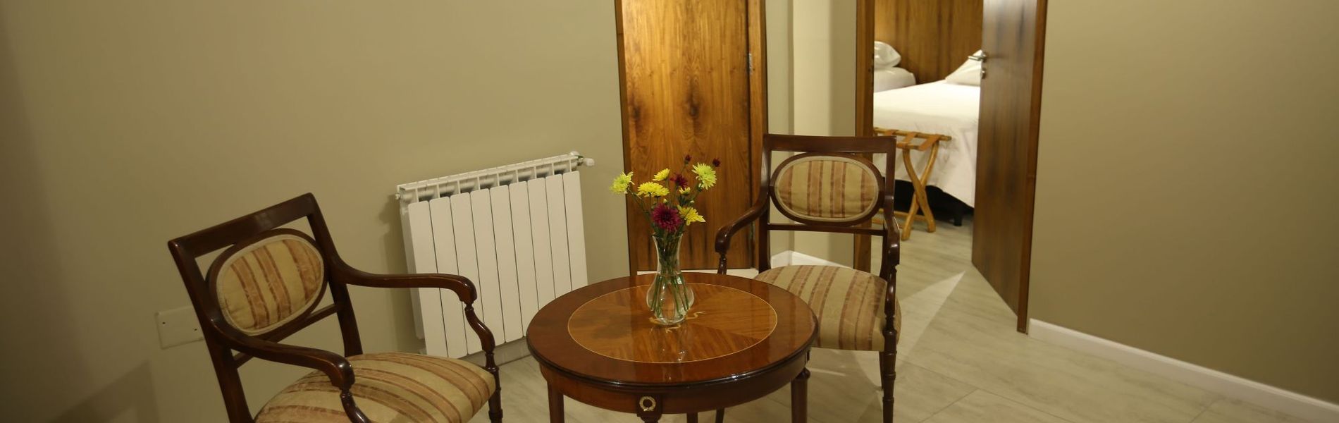 718 Rufino Petit Hotel