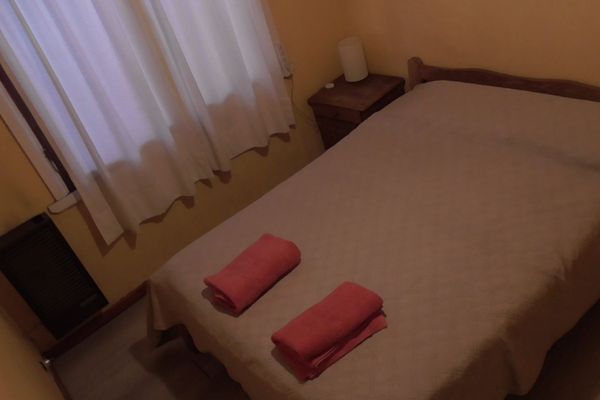 Habitación Matrimonial con baño compartido