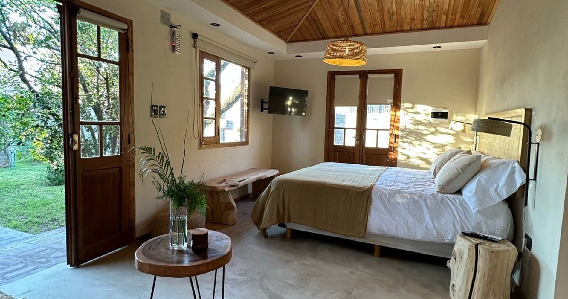 Tanah Host - Guest House