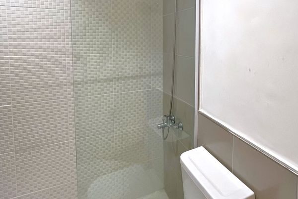 Monoambiente sobre calle Ayacucho, Recoleta