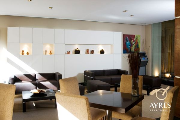 Ayres Recoleta Uriburu