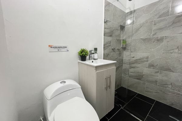 Habitación Doble con Baño Privado