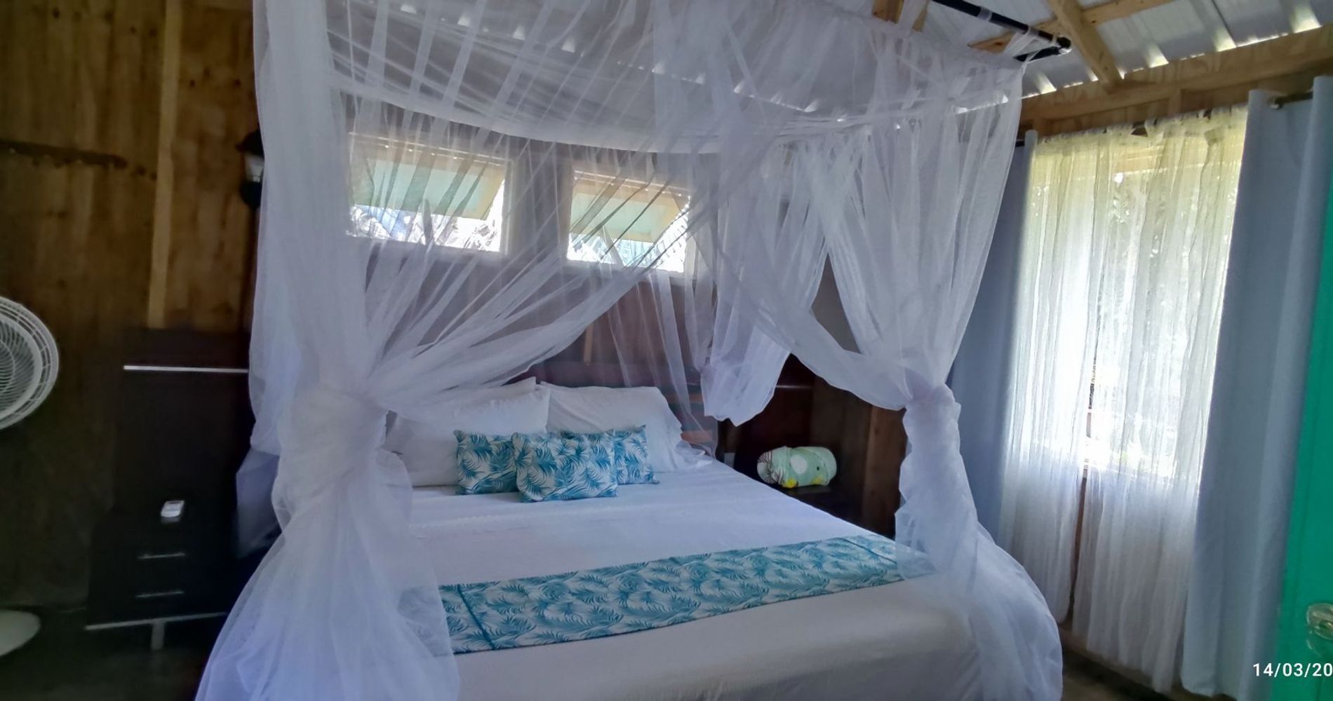 HOTEL YELLOW HOME PROVIDENCE ISLAND