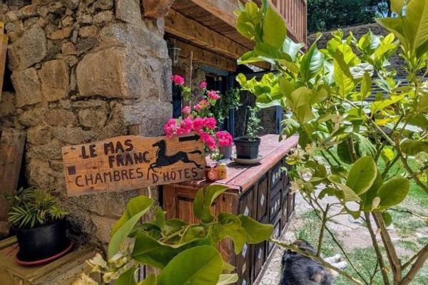 Habitación Familiar con vistas a la montaña
