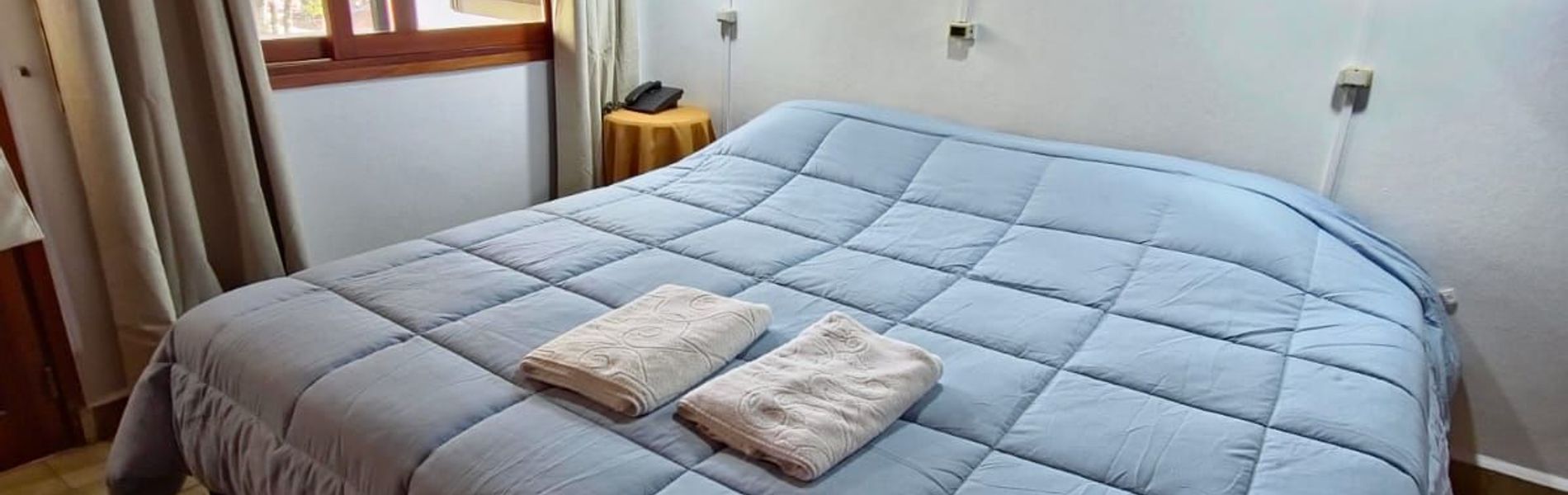 Hotel Las Brisas & Restaurant