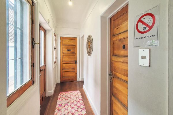 Habitación Individual Económica con Baño Compartido