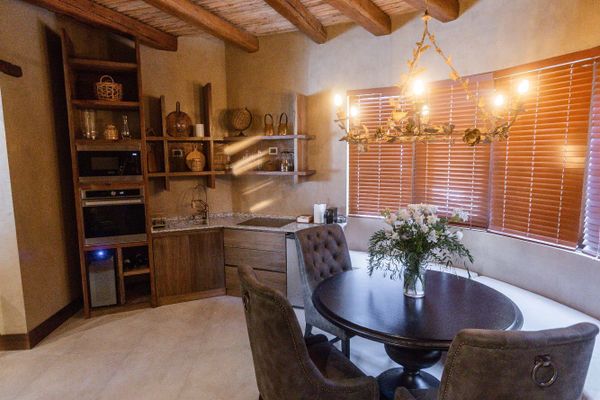 Grand Suite: E. Hemingway - W. Shakespeare