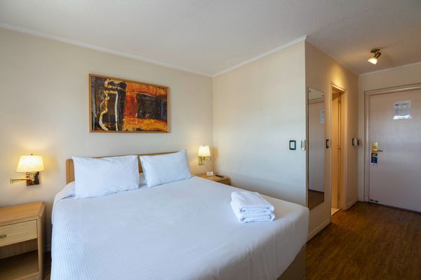 Standard Queen Matrimonial