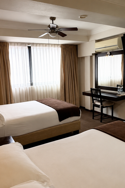Clara Luna Hotel