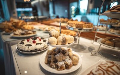 HotelCarlosPaz43c - 
                                    Desayuno                                